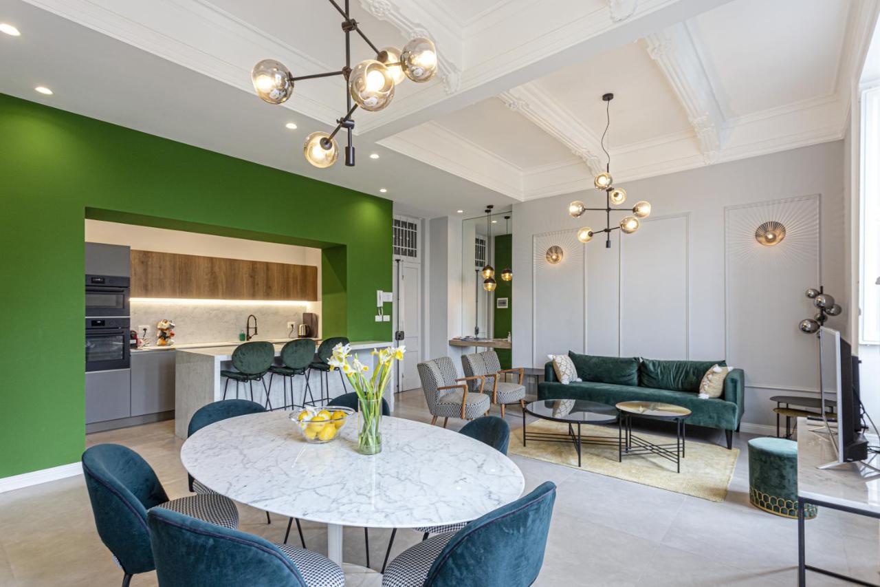 House Apartment *